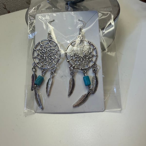 Dangly fashion earrings