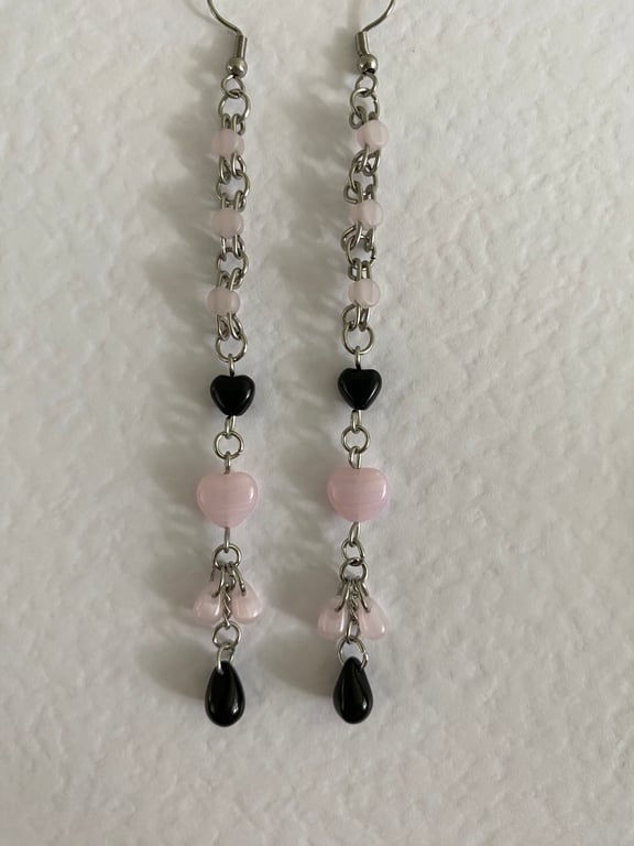 Phoebe - Black & Pink Heart Earrings 
