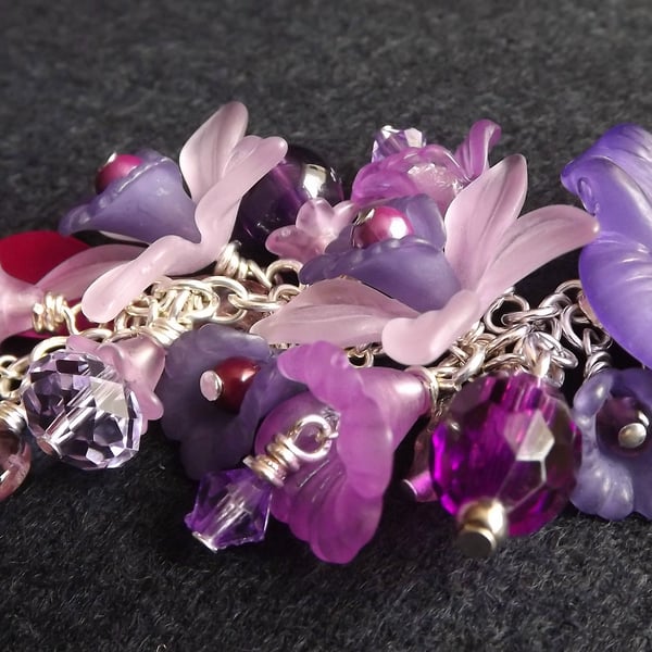 Lucite Flower Necklace (Purple Haze)