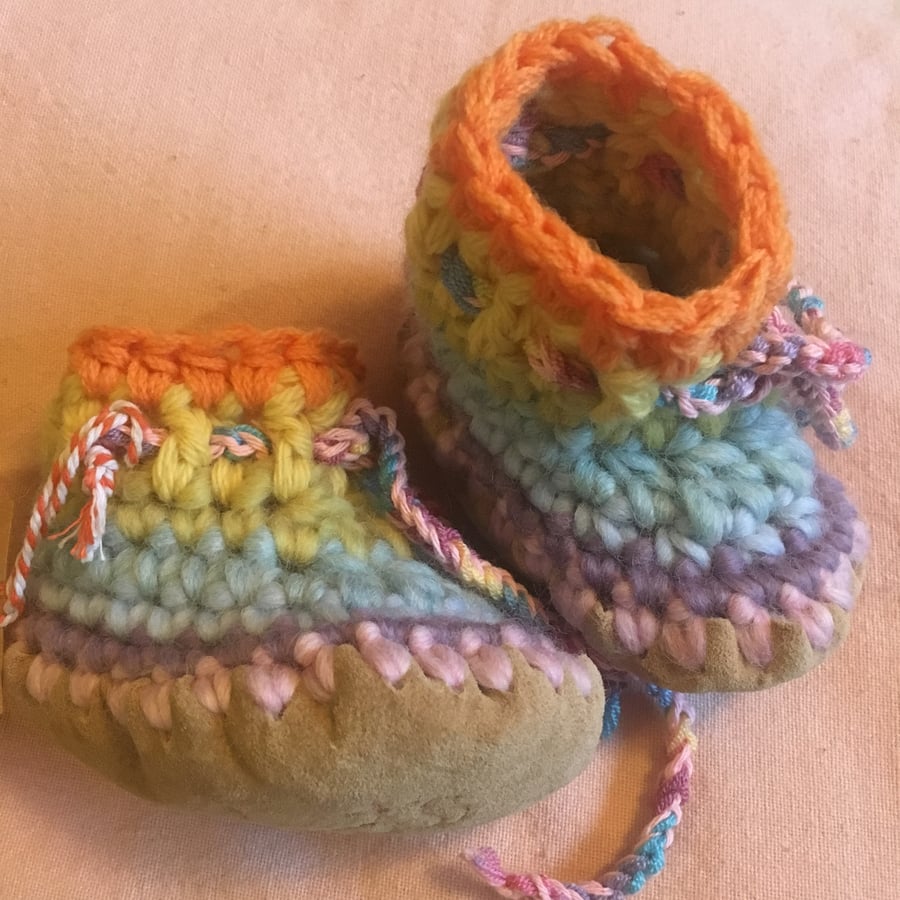 Wool & leather baby boots - Pastel Rainbow - 6-12 months