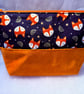Foxes - Medium zipped water-resistant pouch for toiletries, make-up, art kit, et