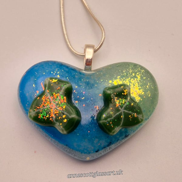 Handmade Blue and Clear Fused Glass Heart-shaped Pendant Necklace with Ivy leaf