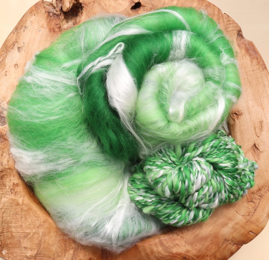 50g Lily of the Valley Art Batt for Spinning & Felting