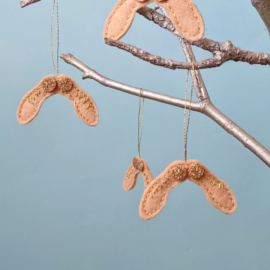 Sycamore seed, Autumn decoration