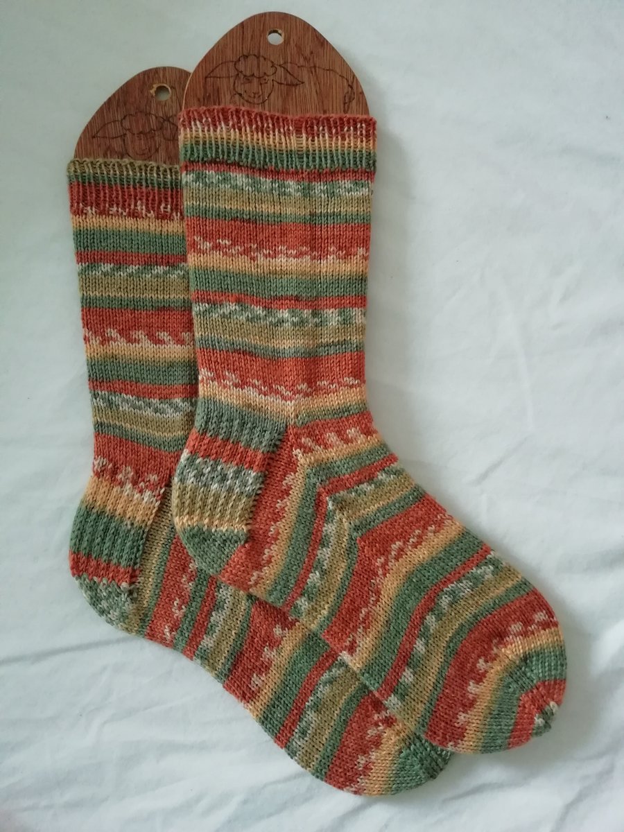 Hand knitted socks, MEDIUM, size 5-6