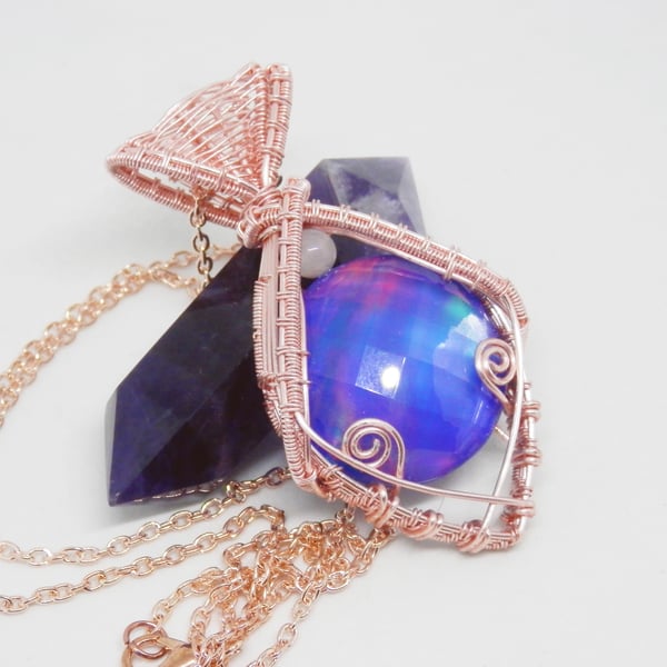 Elven Style Rose Gold Plated Necklace With Faceted Aurora Opal