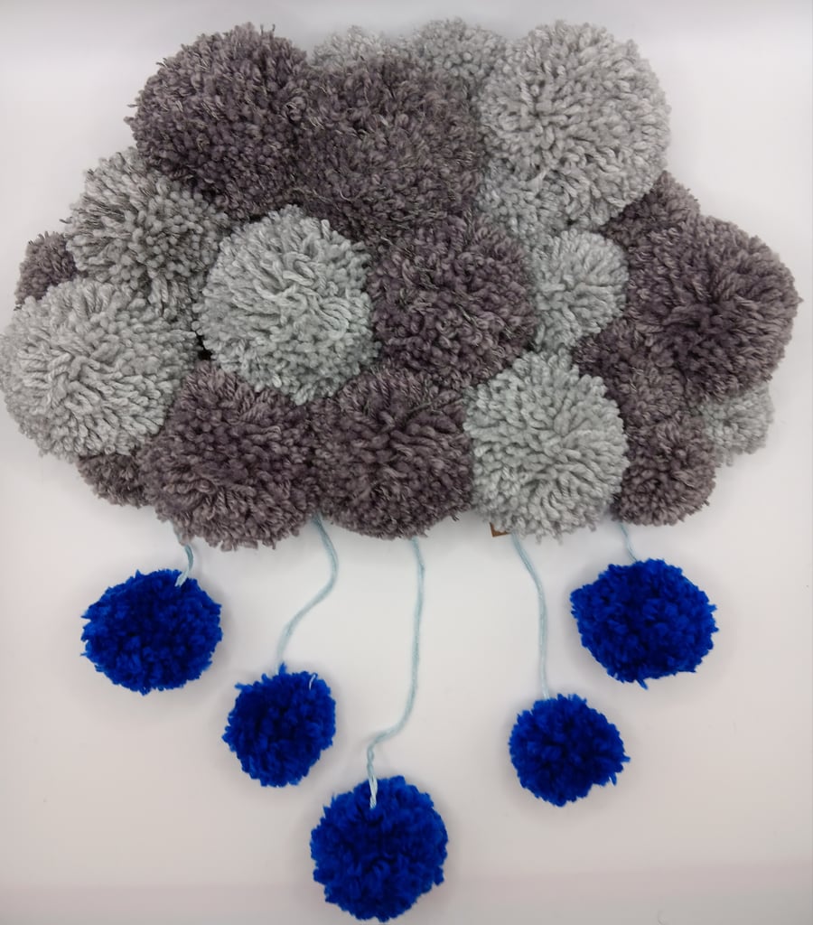 Pom pom hanging cloud 