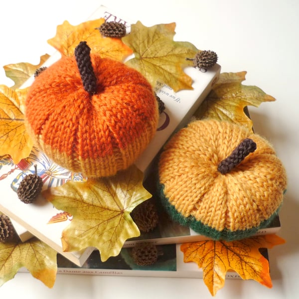 Two-colour pumpkins (2) - Knitted fall squashes - Housewarming gift set