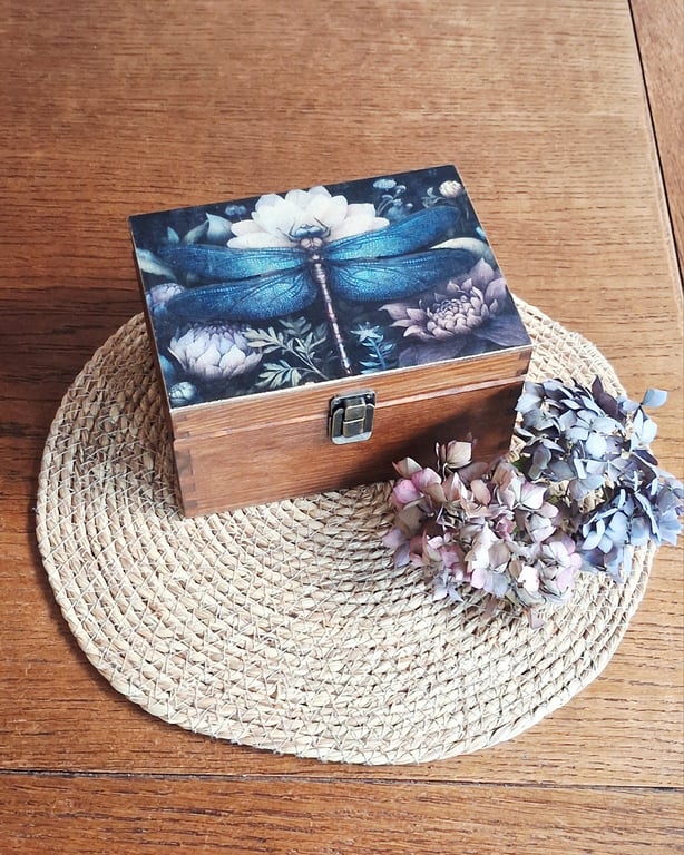 Dragonfly Wooden Jewellery Keepsake Box