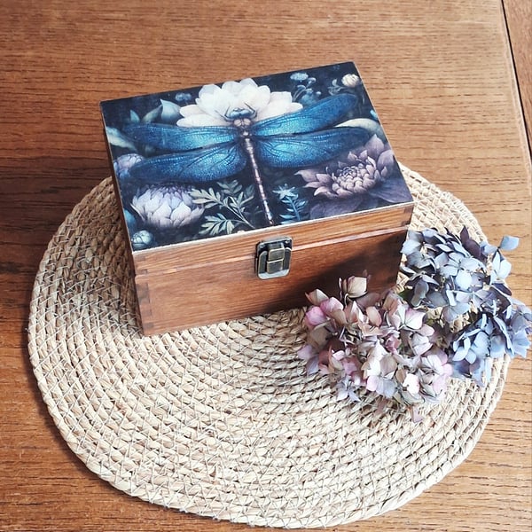 Dragonfly Wooden Jewellery Keepsake Box