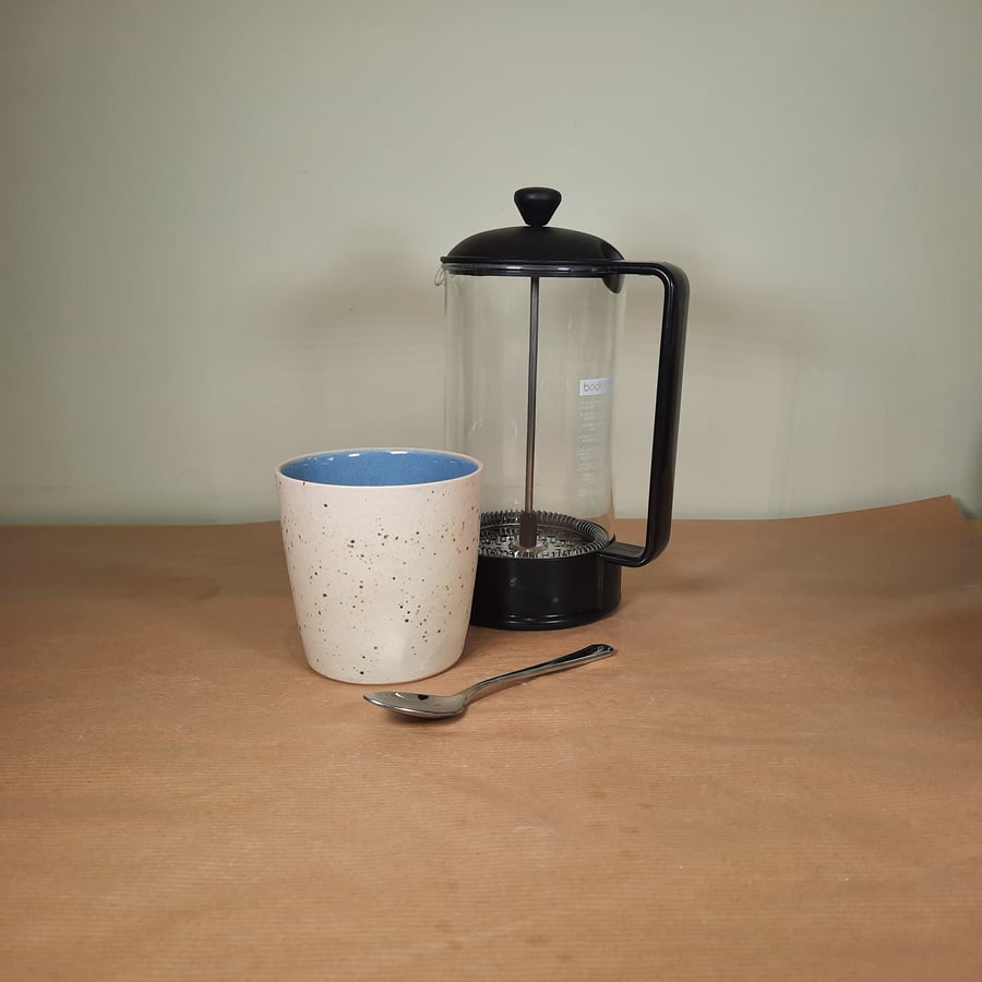 LARGE HAND MADE BLUE AND CREAM SPECKLE CERAMIC TUMBLER MUG