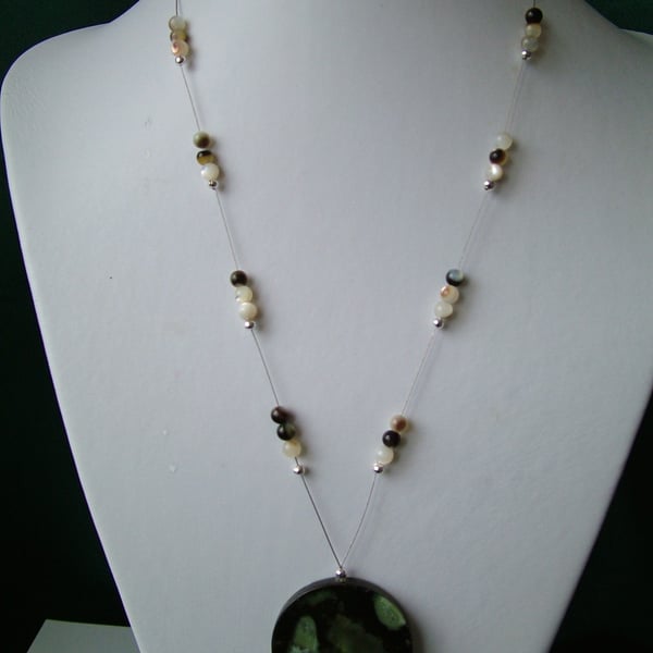 Shell & Coffee Green Agate Pendant Necklace  - Genuine Gemstone - Handmade 