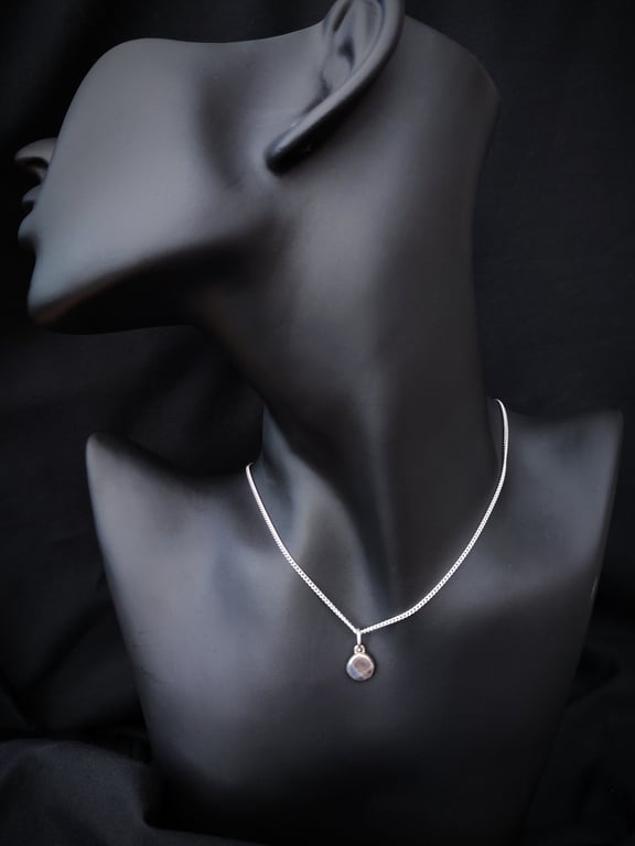 Small silver dot pendant