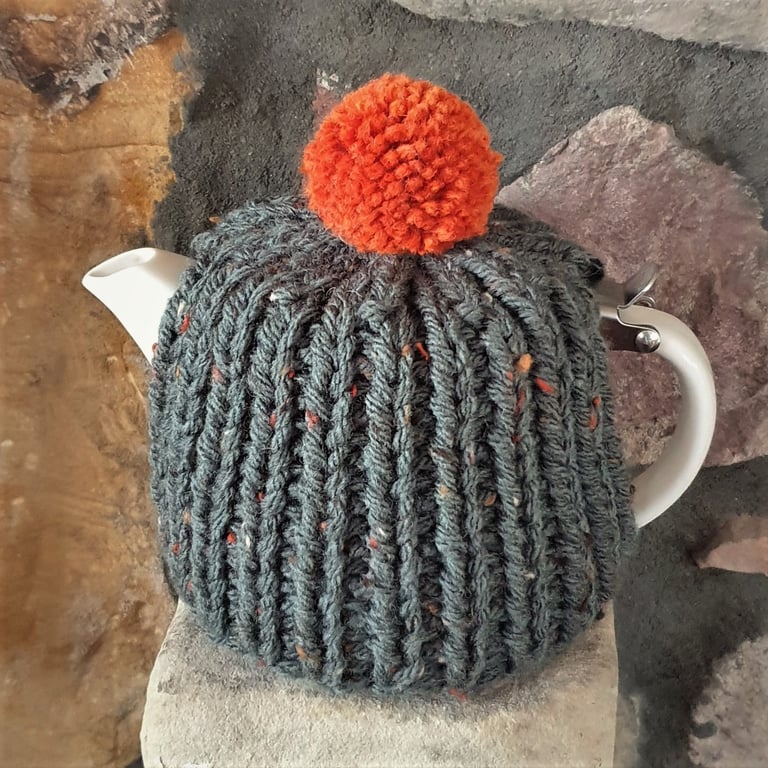 Tea Cosy, Cozy, Tea Pot Cover, Suki, For Life Compatible, Hand Knitted, Stump