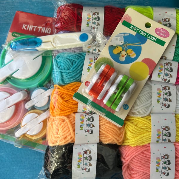 Pom Pom Making kit 