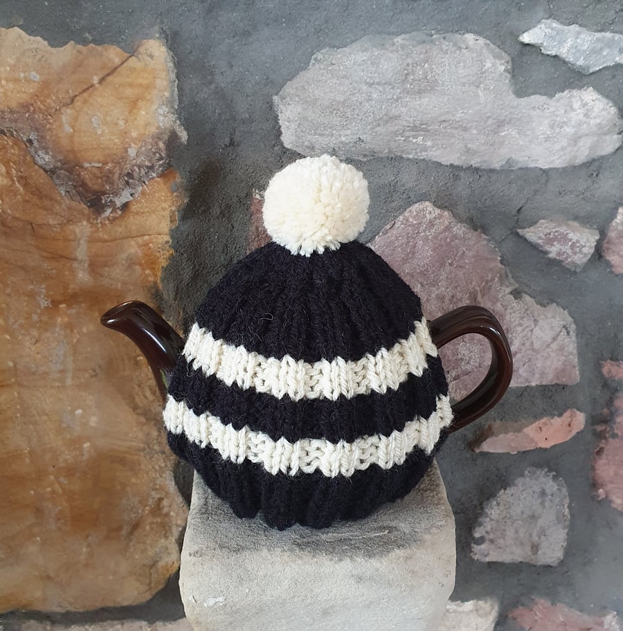 Small Tea Cosy for 2 Cup Tea Pot, Black & Cream, Hand Knitted, Wool Mix Yarn