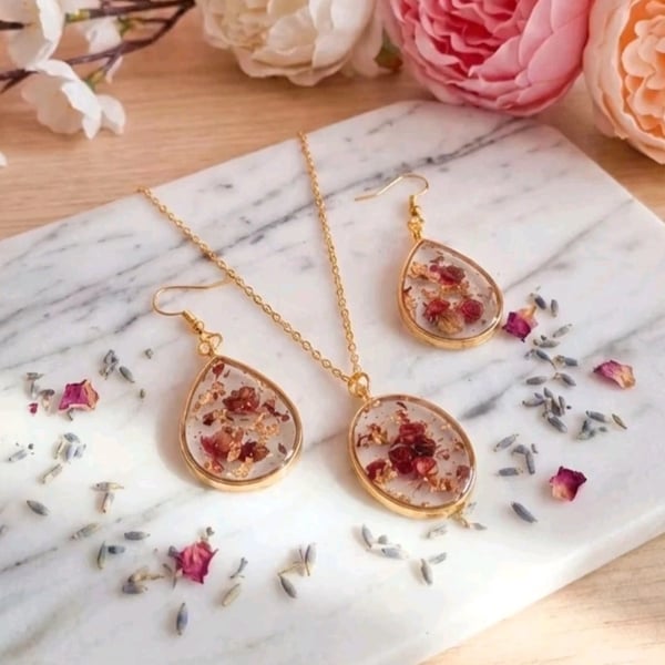 Handmade Floral Resin Jewellery Set