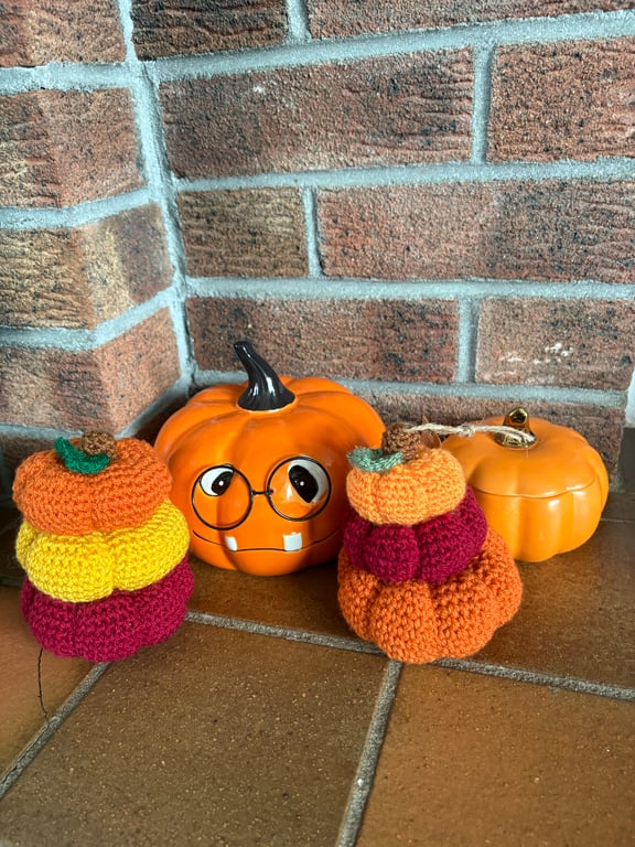 Crochet pumpkin stack