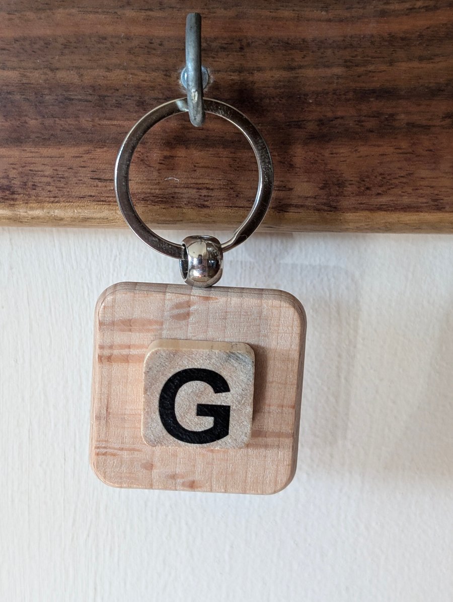 Alphabet letter tile wooden keyring - bagcharm - G