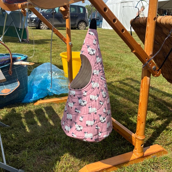 The Nest for Spinning and Weaving - Sheep on dusky Pink