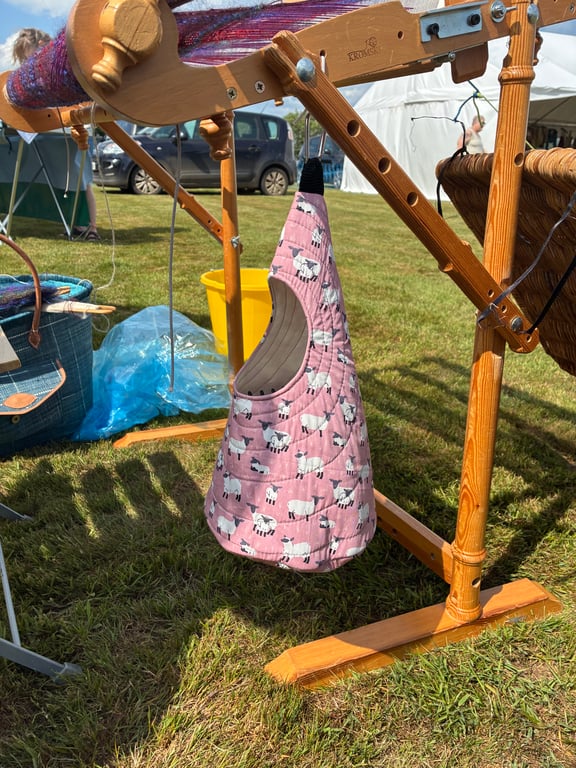 The Nest for Spinning and Weaving - Sheep on dusky Pink