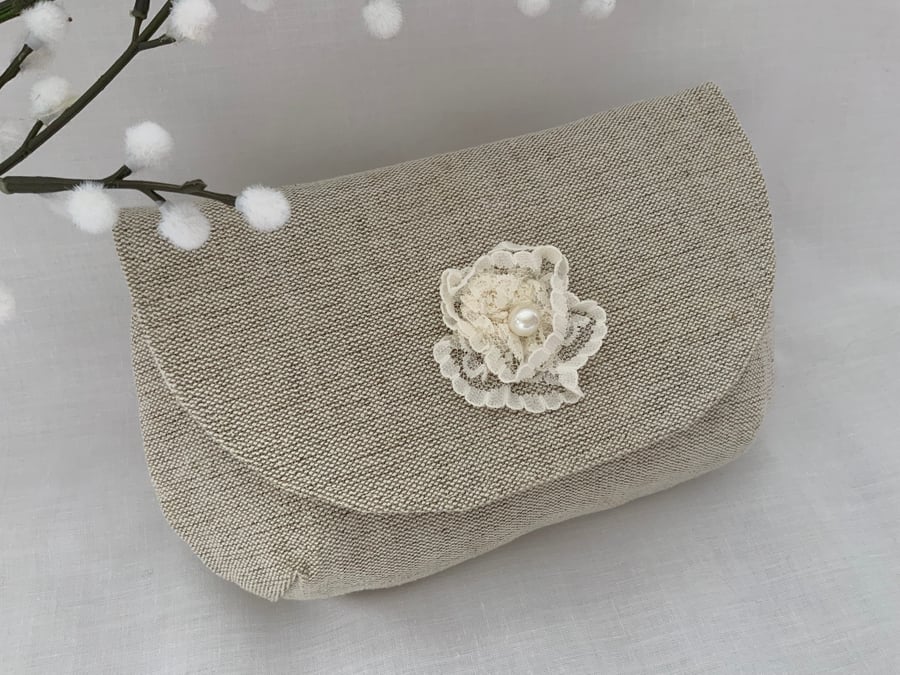 Clutch Bag, Linen and Lace, Wedding Clutch, Bridesmaid Gift, Spring Wedding