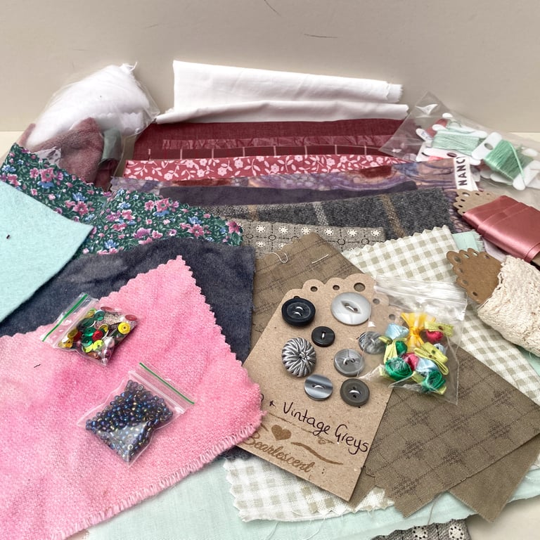 Fabric creativity pack, Slow stitched gift box, ref 08, textile craft supplies