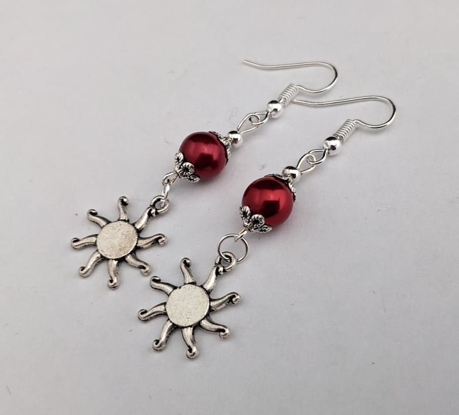 Red Sunburst Drop Earrings main image 1
