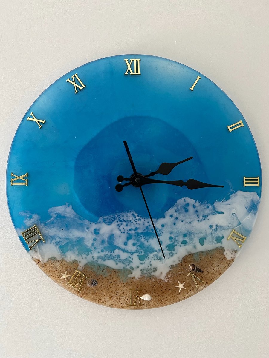 Stunning Unique Ocean Clock