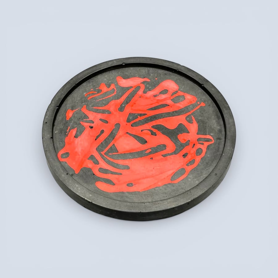 Round Red and Black Coaster - Striking Catchall Valet Tray 