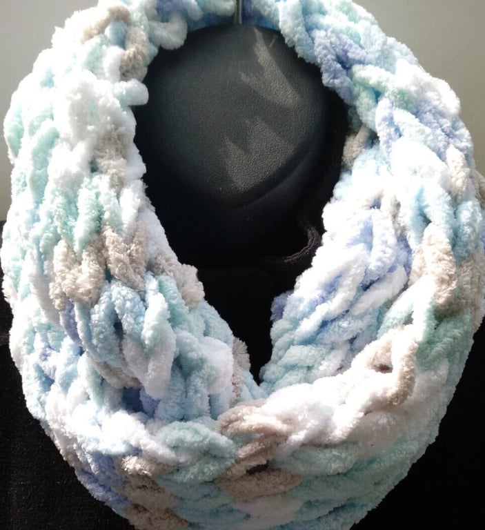 Hand-knitted infinity cosy chunky winter scarf in cream