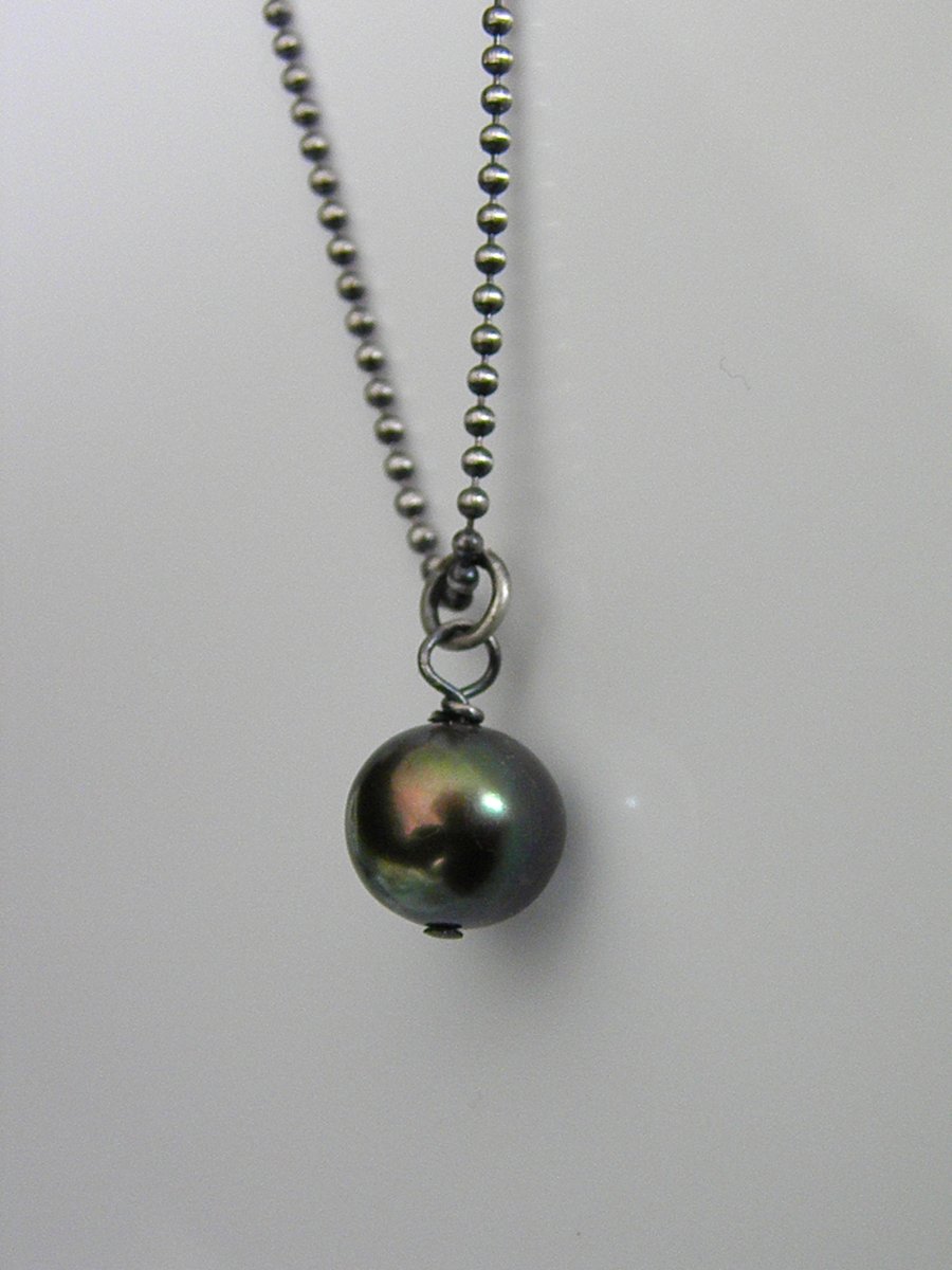 Tahitian Pearl Necklace with Sterling Silver Ball Chain
