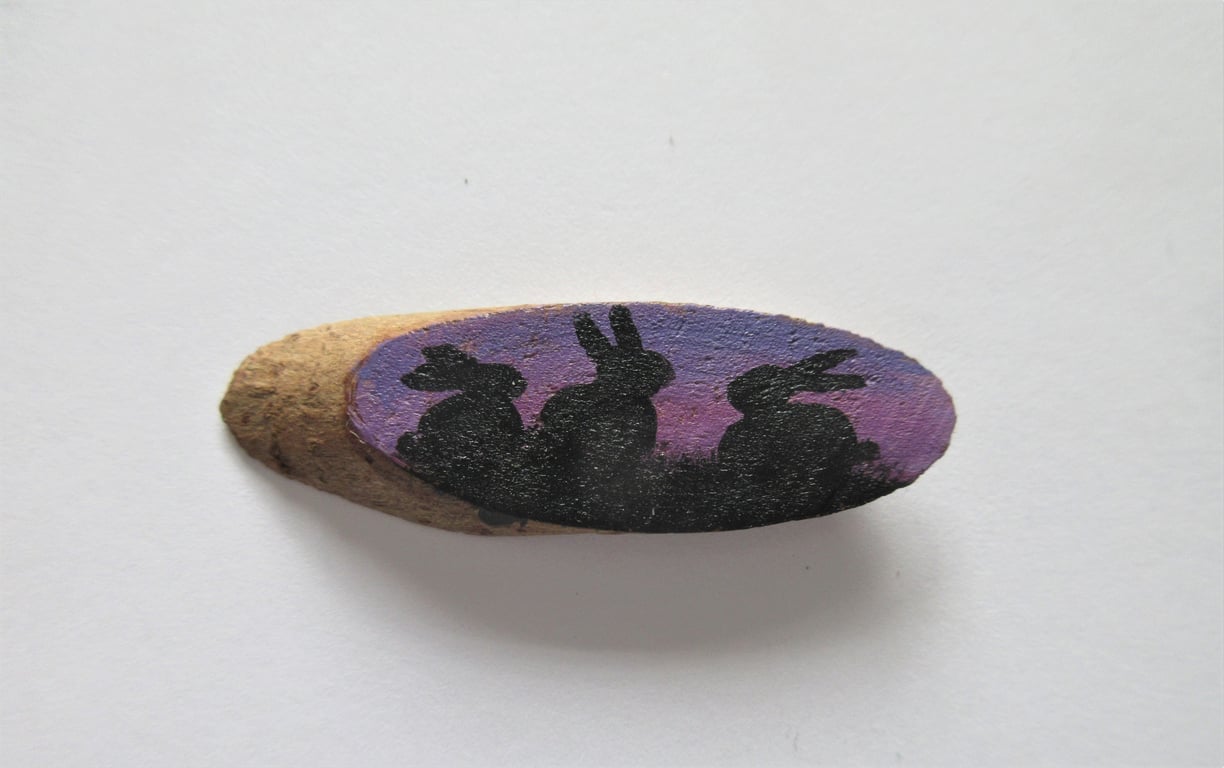 Dolls House Miniature Wooden Plaque Bunny Rabbit Picture Wood Slice