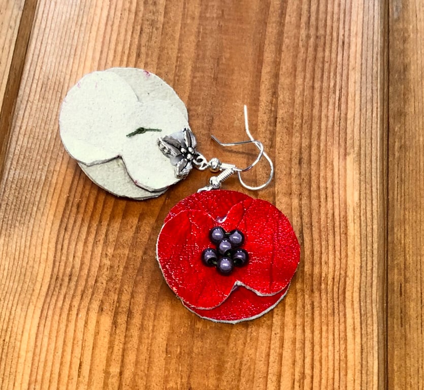 Poppy earrings