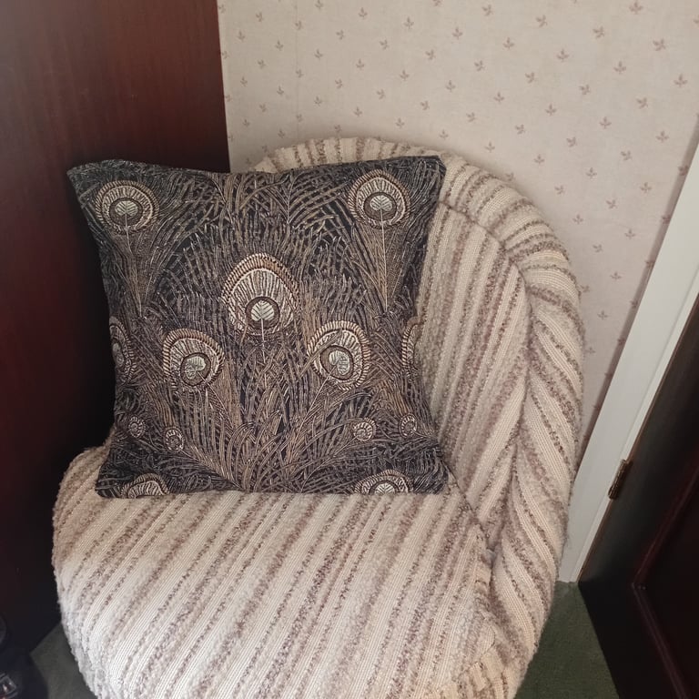 Liberty linen cushion cover in Hera design. Black and brown cushion cover