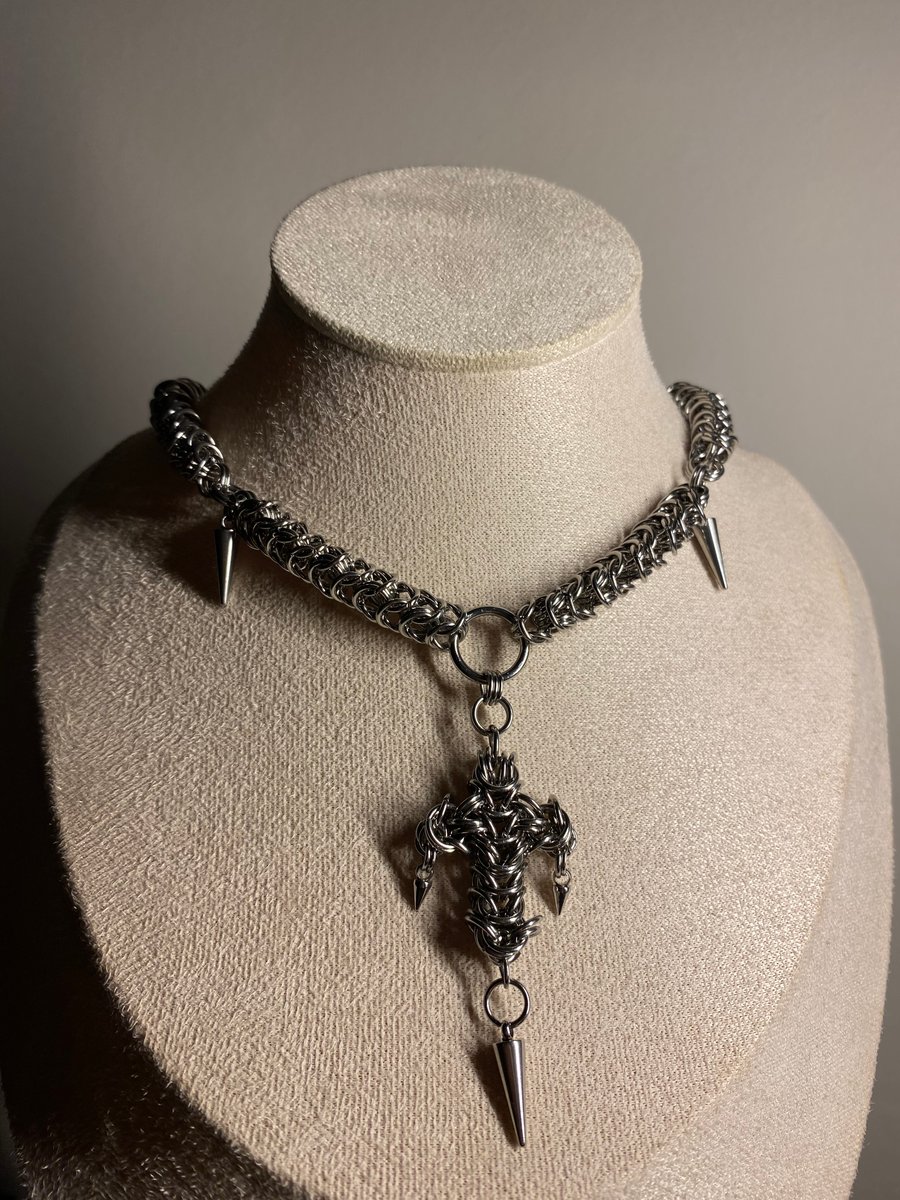 Abriella - Gothic Cross & Spikes Choker 