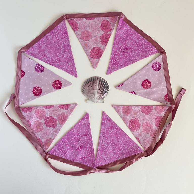 Pink flowers bunting - small -reversible 