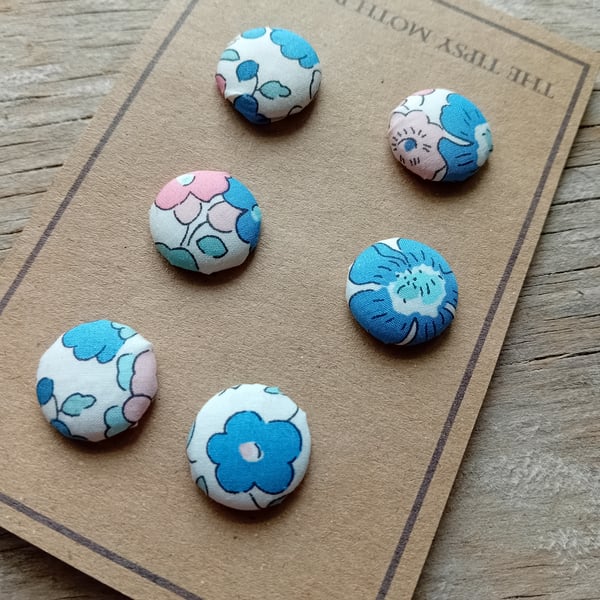  LIBERTY FABRIC COVERED BUTTONS SET OF 6 (item no271) 18mm blue