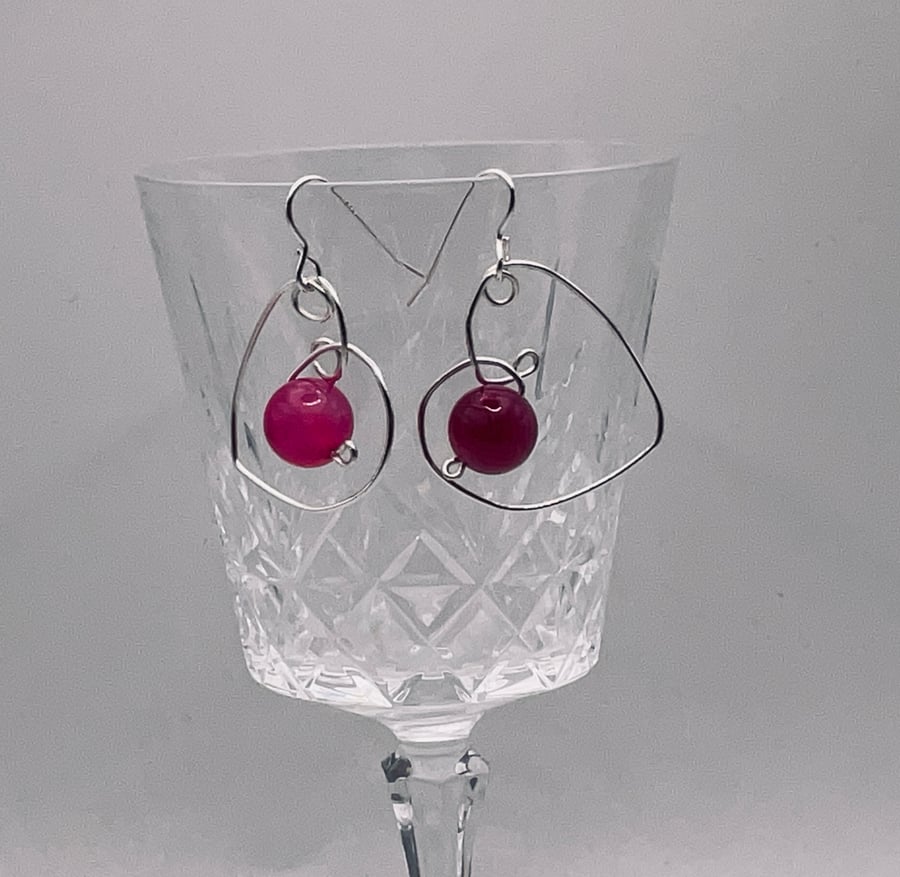 Fuchsia quartz heart wired earrings