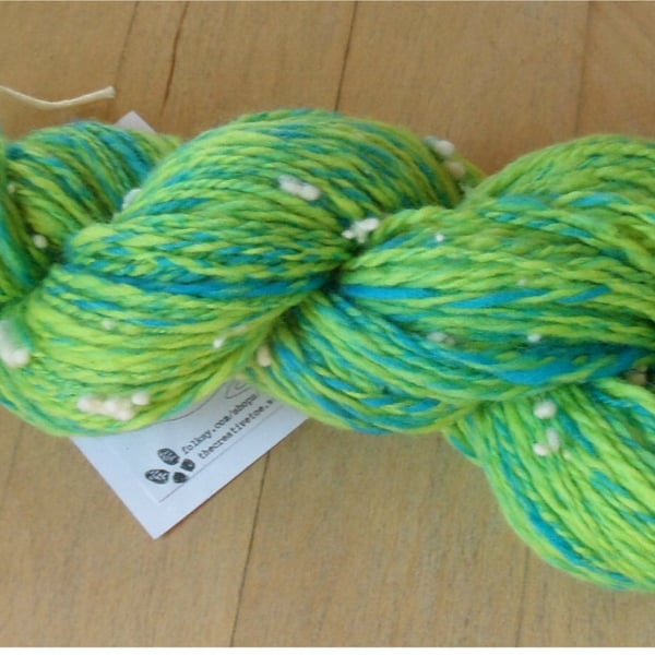Hand Spun Yarn - Zingy Green