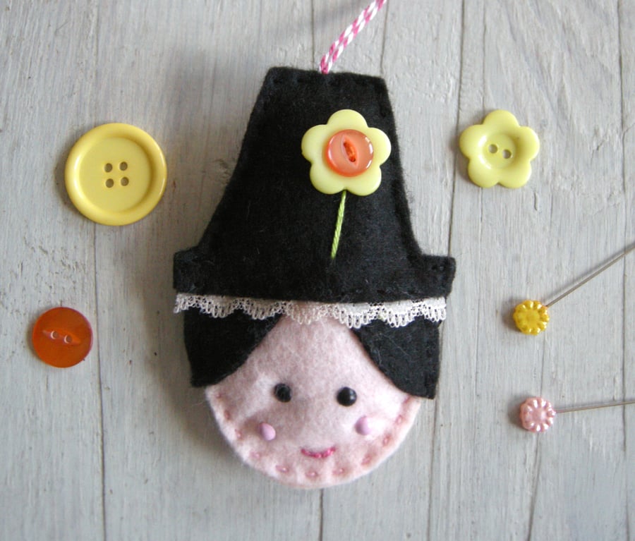 Beti the welsh lady decoration sewing kit