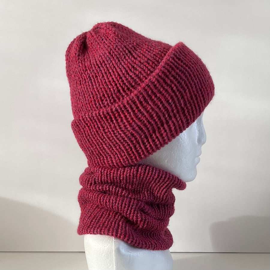 Cherry Red Hat and Neckwarmer Set, Double Layered Reversible, FREE DELIVERY 