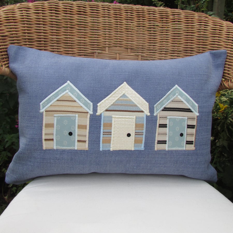 Beach huts cushion - Rectangular, blue with cream, pale blue and gold huts