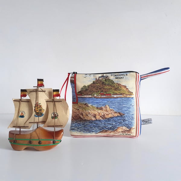  St Michaels Mount Cornwall make up bags upcycled from Cornish vintage tea towel