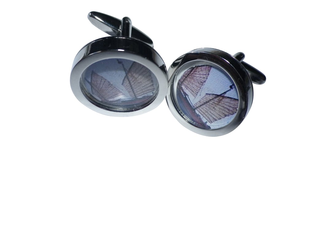 Brown Sailboat cufflinks, free shipping, gift wrapped, lovely image,Ref 0976