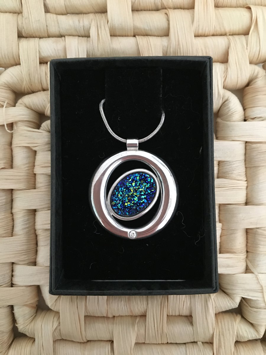 Resin Druzy Pendant with Glittering Blue Oval Centre