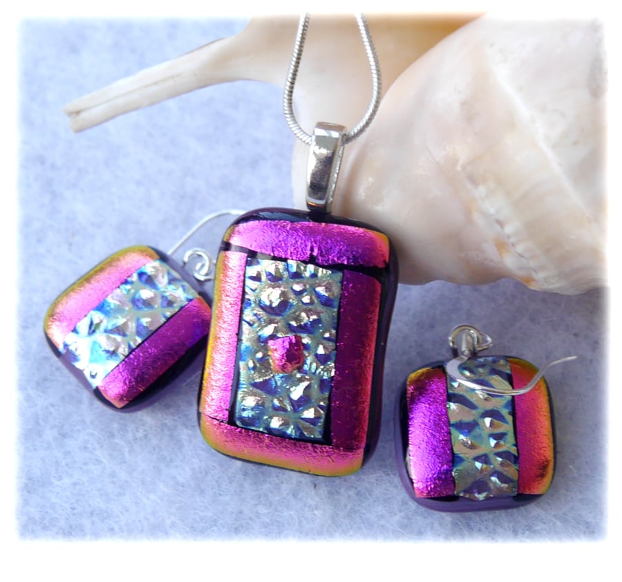 Dichroic Glass Pendant Earring Set 092 Shocking Pink with Silver Plated Chain