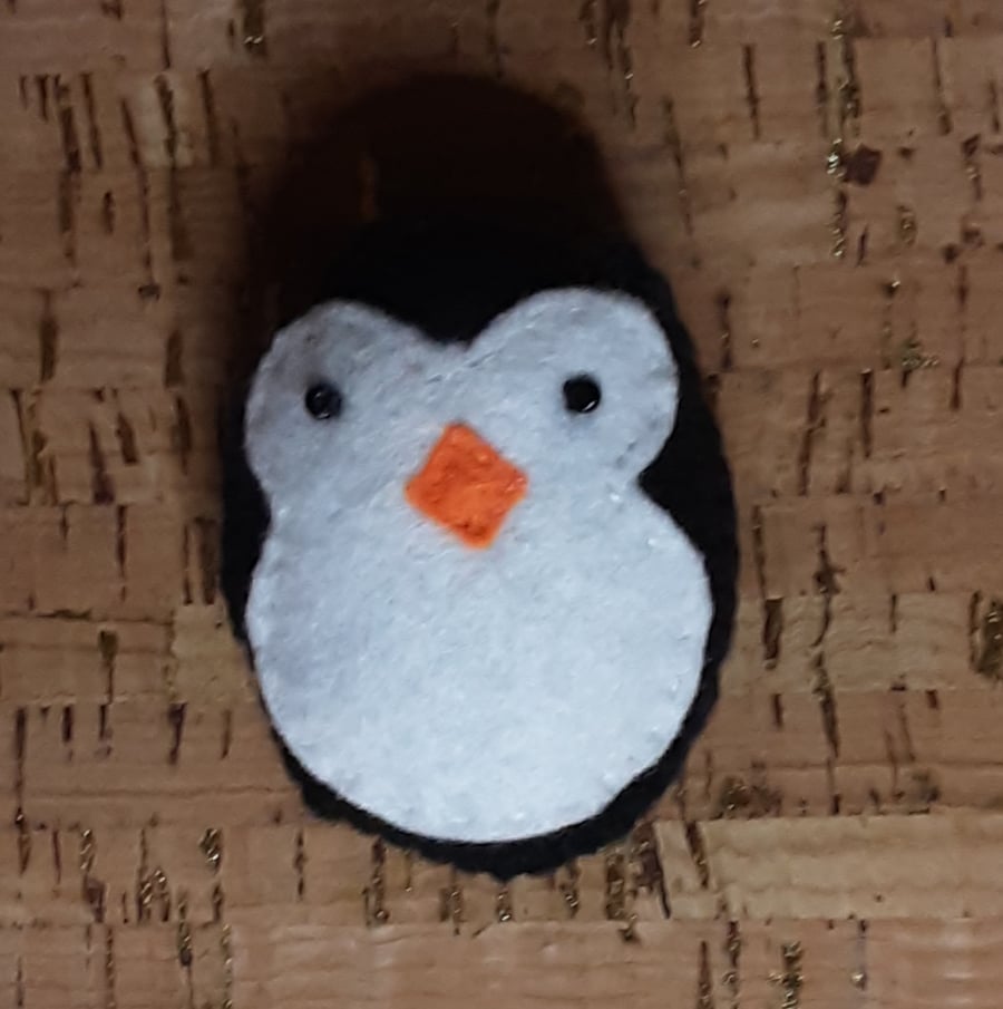 Penguin, Black & White Felt Brooch