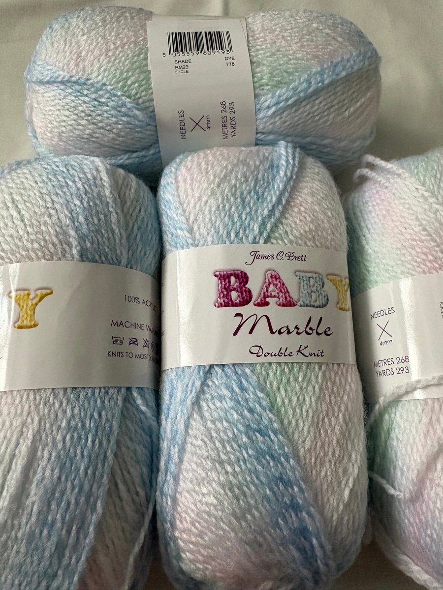 4 x 100 grams Marble DK Yarn 