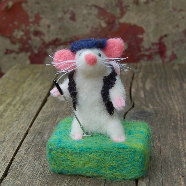 Golfing mouse    - needlefelt wool textile art.  